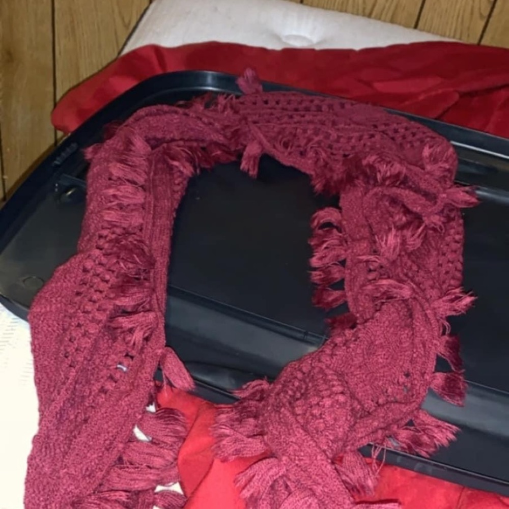 Infinity scarf